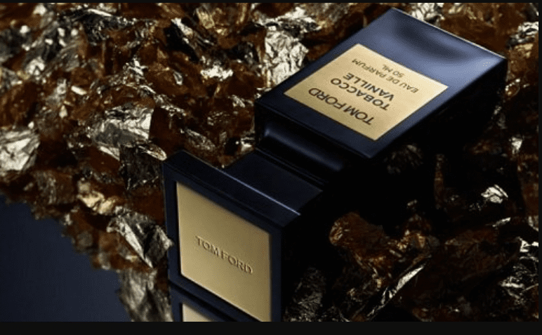 Photigy – Product Photography Tutorial: BTS of Tom Ford – Tobacco Vanille shot (Premium)