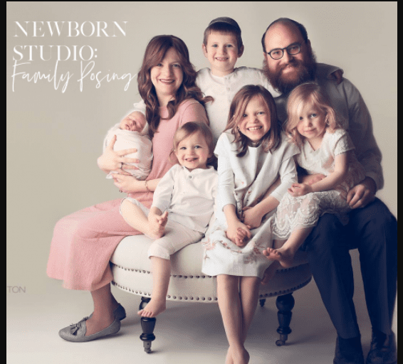 Meg Bitton — Newborn Studio: Family Posing (Premium)