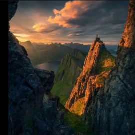 Max Rive Photography – Photoshop Semi Black and White Tutorial (Premium)